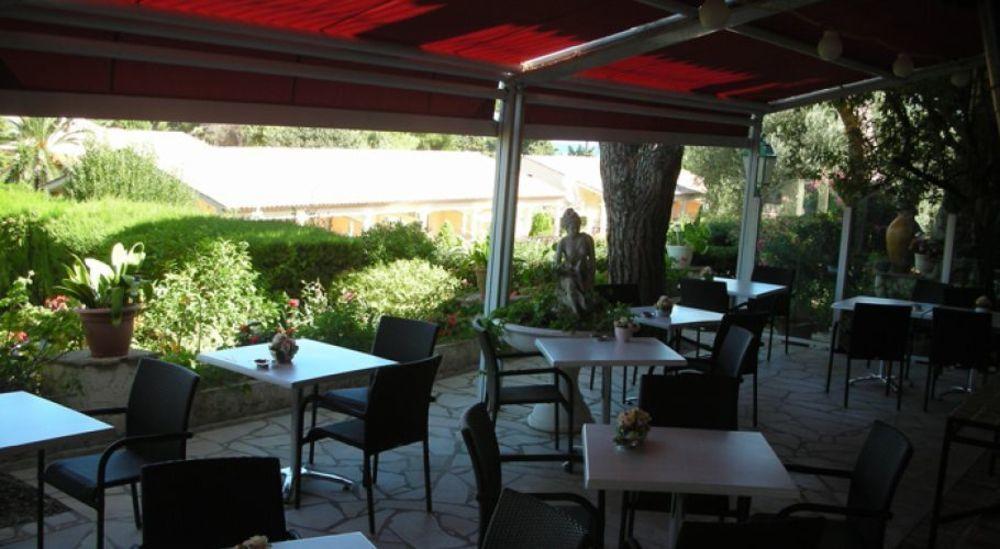 Hotel Castel Garoupe à Antibes Extérieur photo