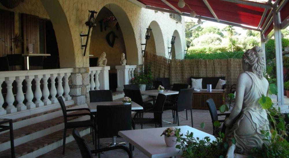 Hotel Castel Garoupe à Antibes Extérieur photo