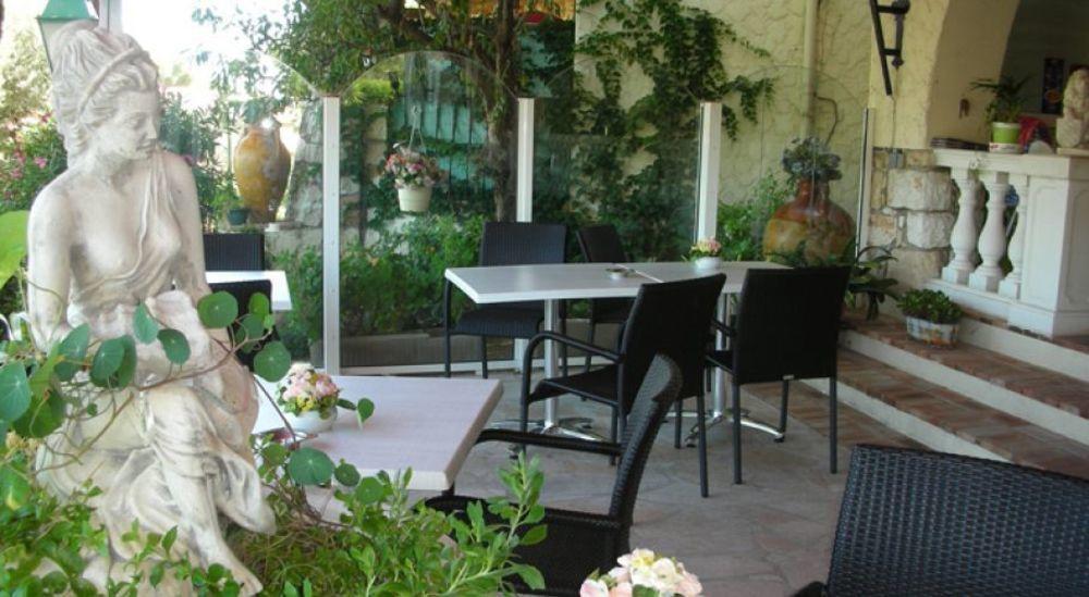 Hotel Castel Garoupe à Antibes Extérieur photo