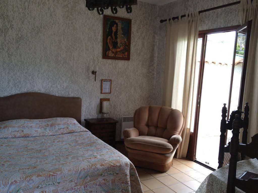 Hotel Castel Garoupe à Antibes Extérieur photo