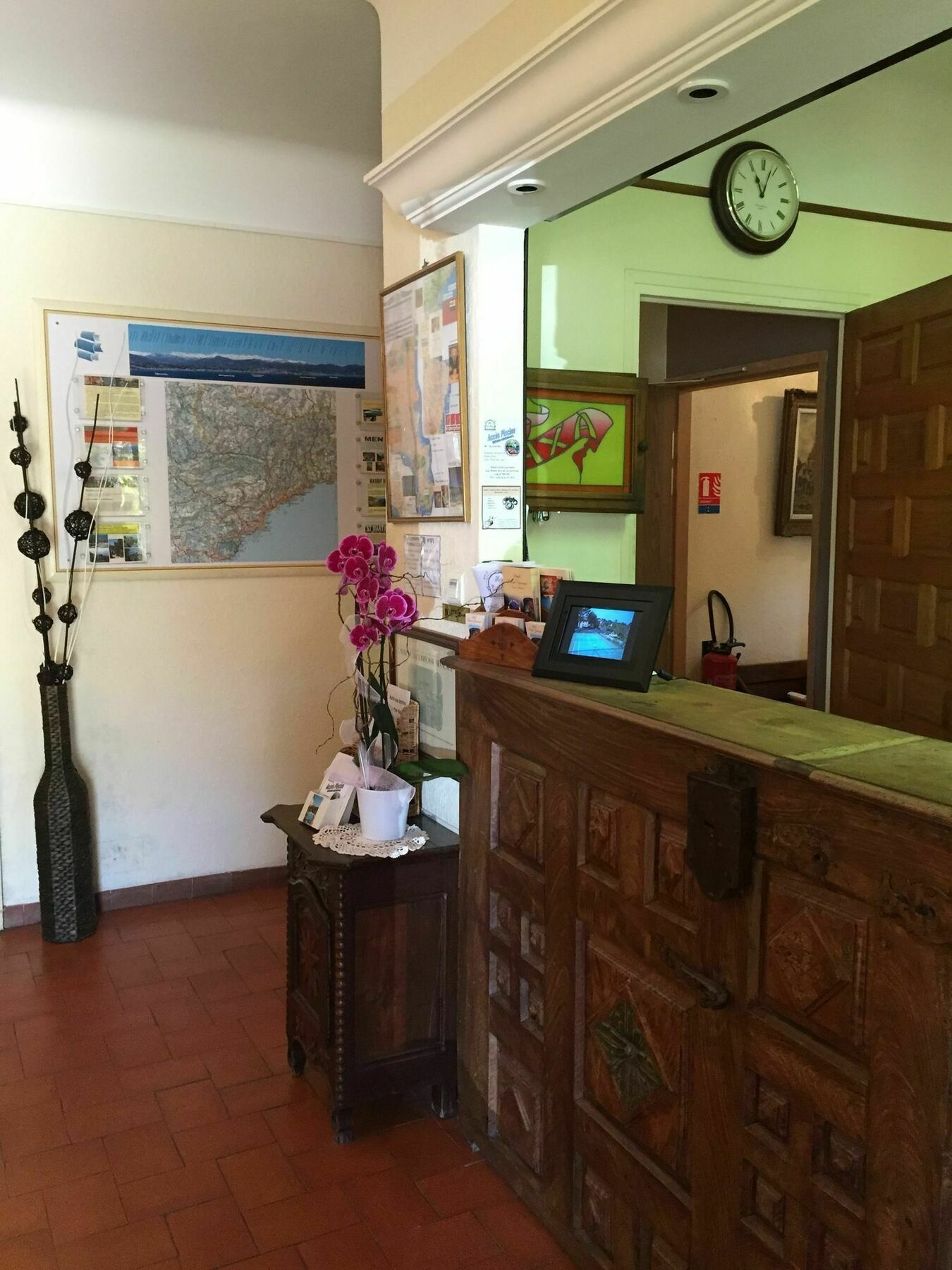 Hotel Castel Garoupe à Antibes Extérieur photo
