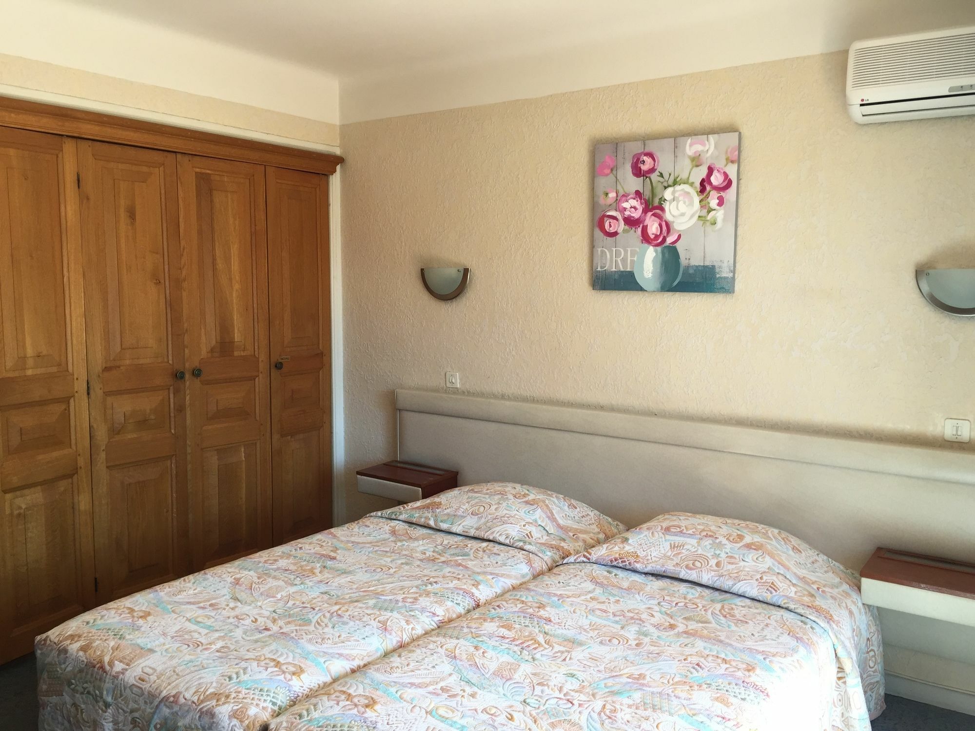 Hotel Castel Garoupe à Antibes Extérieur photo